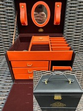 Harlembling Leather Full Size