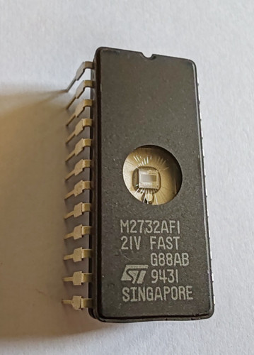 Pin window eprom 2732 afi - 24,