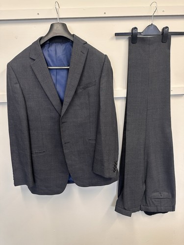 Man performance grey - m&s,