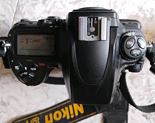 Nikon d700 body - body, only