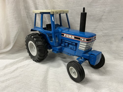 Ford tractor wagon - tw,