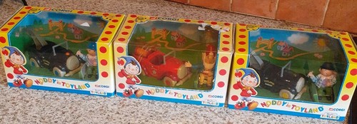 Set three corgi - a,