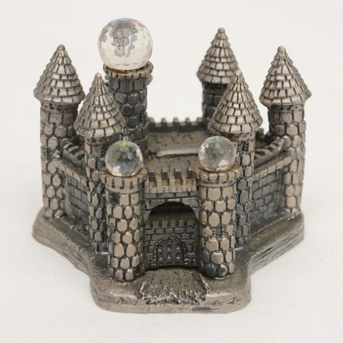Myth magic tudor mint - &,