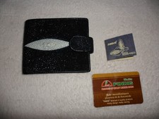 Men's Stingray Wallet Findig