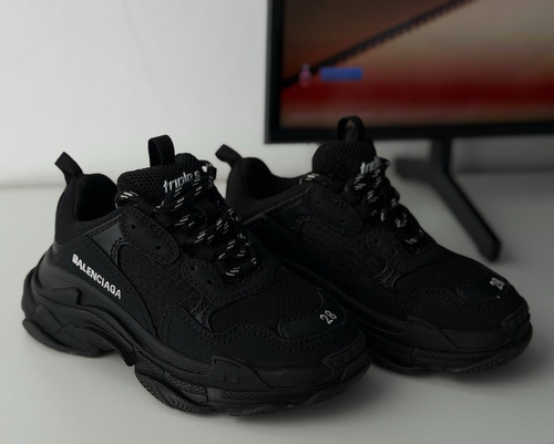 Balenciaga triple black - s,