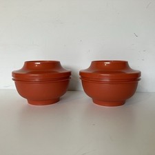 Vintage 1970s Tupperware Seal