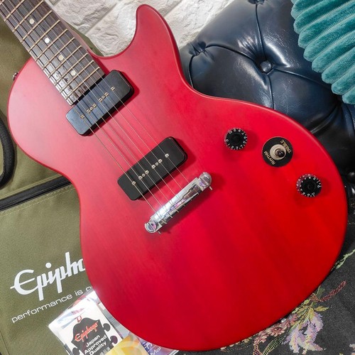 P90 equipped epiphone - equipped, by