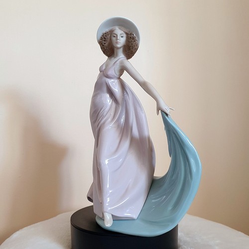 Spring dance lladro 5663 - spring,