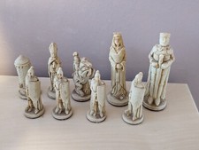 CAMALOT CHESS SET LATEX