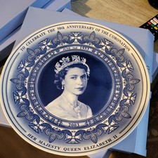 Boxed Wedgwood 2003 50th Anniversary of Queen Elizabeth's Coronation Plate