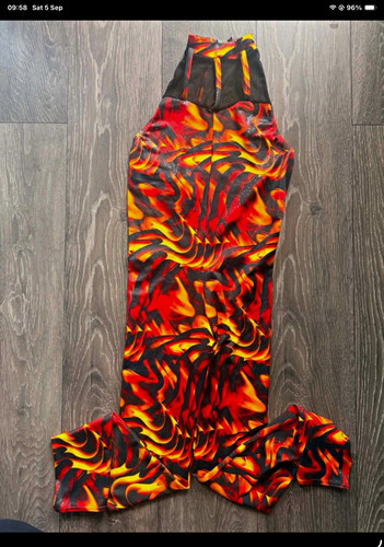 Razzle dazzle dance - , wear