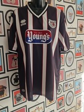 2011 Grimsby Town Home Shirt Large Used Mainly Black With White Stripes