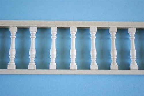 Dolls house balustrade - dolls, bare