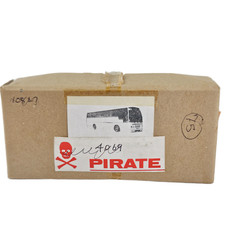 Pirate Models White Metal Bus