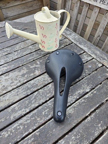 Brooks c17 carved - carved, cambium