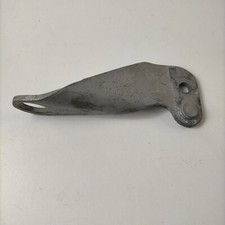 AUDI A2 2000-05 ENGINE LIFTING BRACKET MOUNT 036103390G , GENUINE,B11