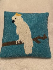 Tropical Beaded Cockatoo Pier