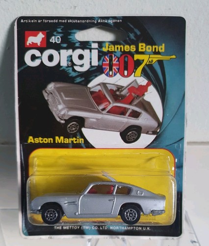 Corgi james bond aston - james,