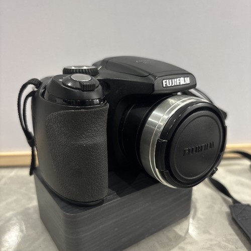 Fujifilm finepix s5700 - fujifilm,