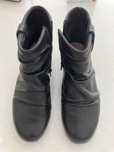 Clarks matron ella black - clarks,