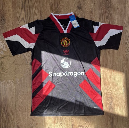 Manchester united retro - united,