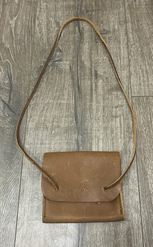Saddleback leather pouch - saddleback,