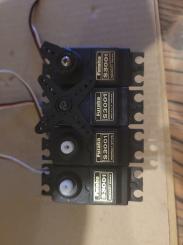 Futaba s3001 servo - servo, metal