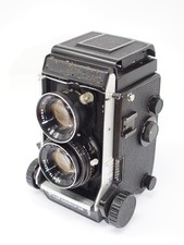 Mamiya C330 Professional F Twin Lens Reflex Camera with 80mm f2.8 Lens