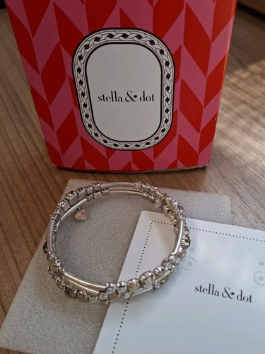Stella dot bangle - &, ,