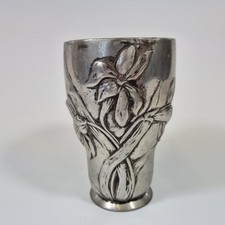 Antique Art Nouveau Pewter Kayserzinn Vase Beaker Decorated Daffodil Flowers