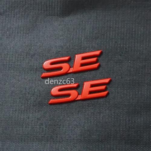 Matte red metal badge - se,