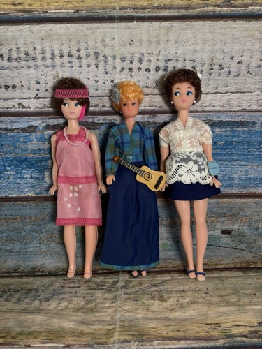 Vintage fashion dolls job - fashion,