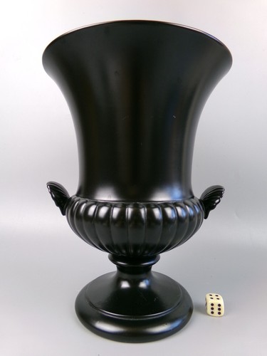 Wedgwood ravenstone urn vase - wedgwood,
