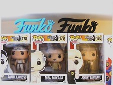 Custom Funko Display Logo -