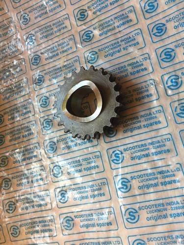 Lambretta front sprocket - front,