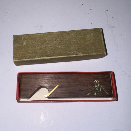 Wooden spirit level portable - spirit,