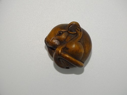 Chinese wood carved - , mouse/rat