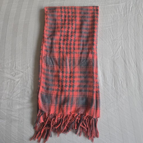 New vintage hollister keffiyeh - new,