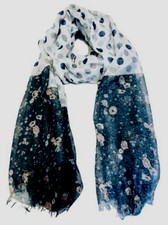 Spotty designed Ladies scarf. Size : 130 x 110cm Amazing spotty designed with 