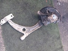 VW PASSAT 2.0 TDI PASSENGER SIDE FRONT WHEEL HUB 2009 #15F13