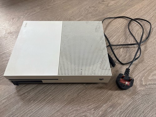 Microsoft xbox one white - s, in