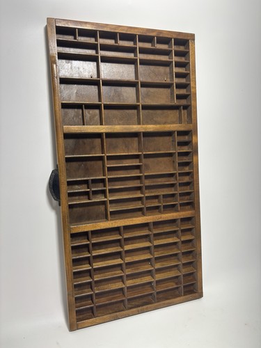 Antique walnut printer type - walnut,