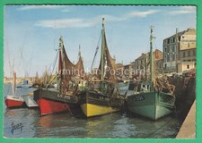 🌞FISHING VESSELS IN LES