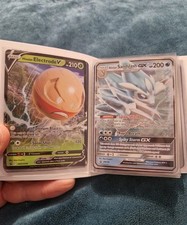 Pokemon Card Folder - NM -