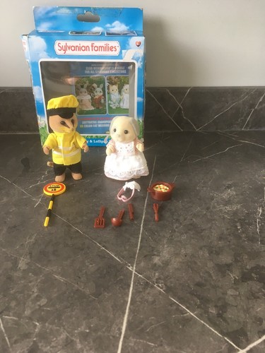 Sylvanian dinner lady - sylvanian, and