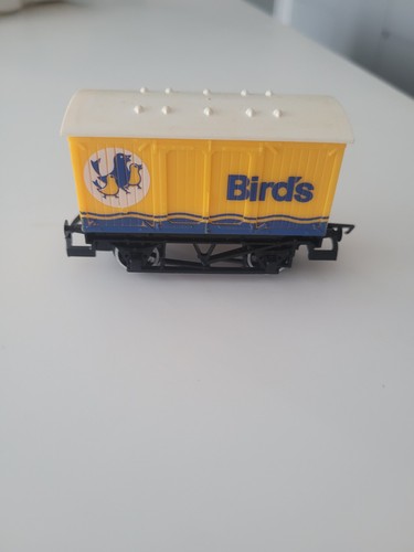 Hornby gauge freight wagons - oo,