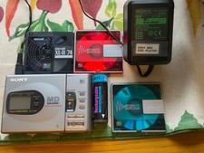 Sony Portable minidisc MD WALKMAN digital recording MZ-R35 