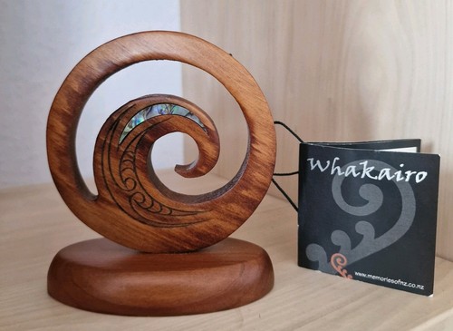 Vintage maori wood carving - vintage,