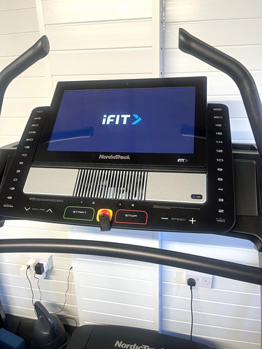 Nordictrack commercial x22i - commercial,