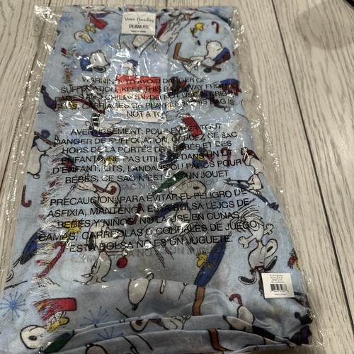 Vera bradley peanuts - vera,